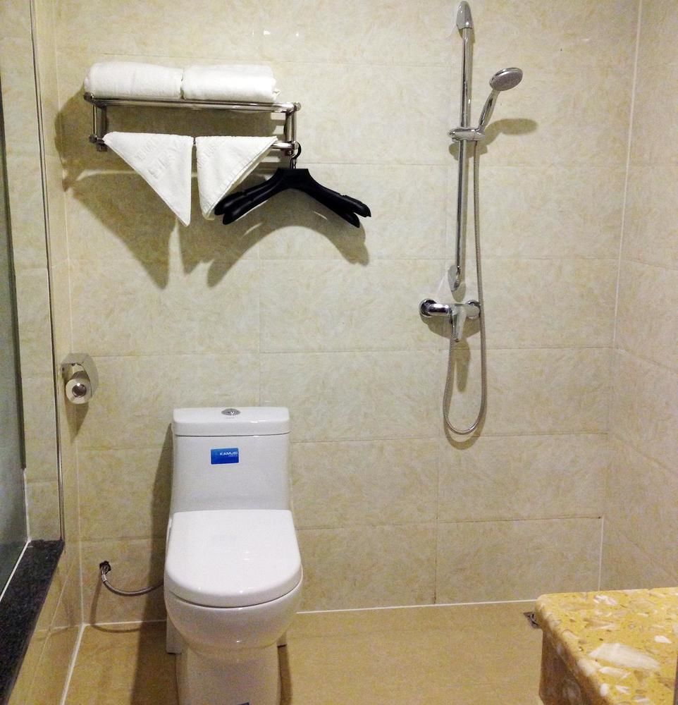 Longwang Business Hotel Liuzhou Eksteriør billede